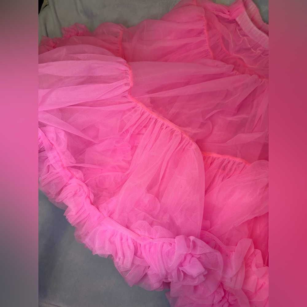 NWT Vibrant Hot Pink Tulle Pettiskirt - Picture 2 of 9